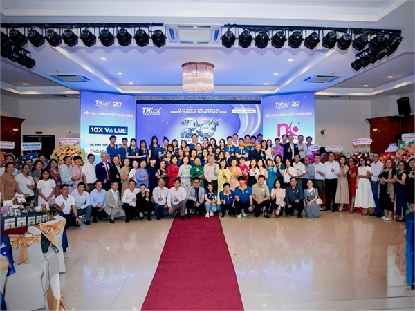 Khoảnh khắc ý nghĩa tại lễ kỷ niệm 20 năm thành lập THTAX