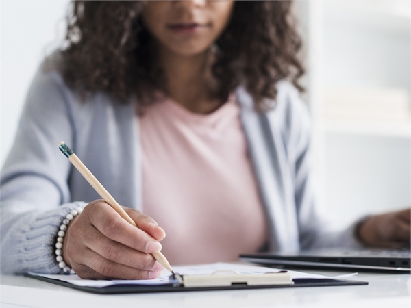 Luật Thuế TNCN Sửa Đổi: Người Làm Công Ăn Lương Được Lợi Gì Từ 2026?